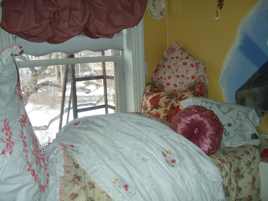 Enchanted Nights Bed & Bath Kittery Chambre photo