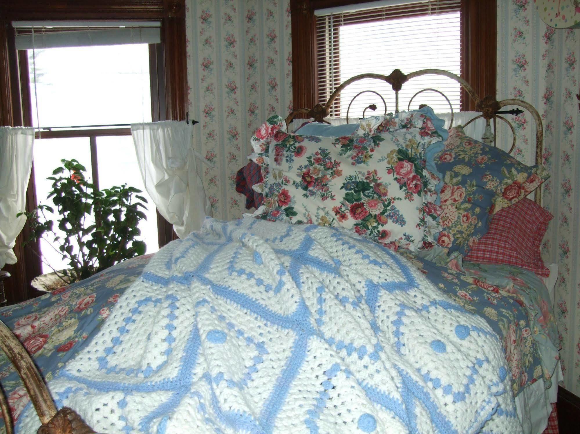Enchanted Nights Bed & Bath Kittery Extérieur photo