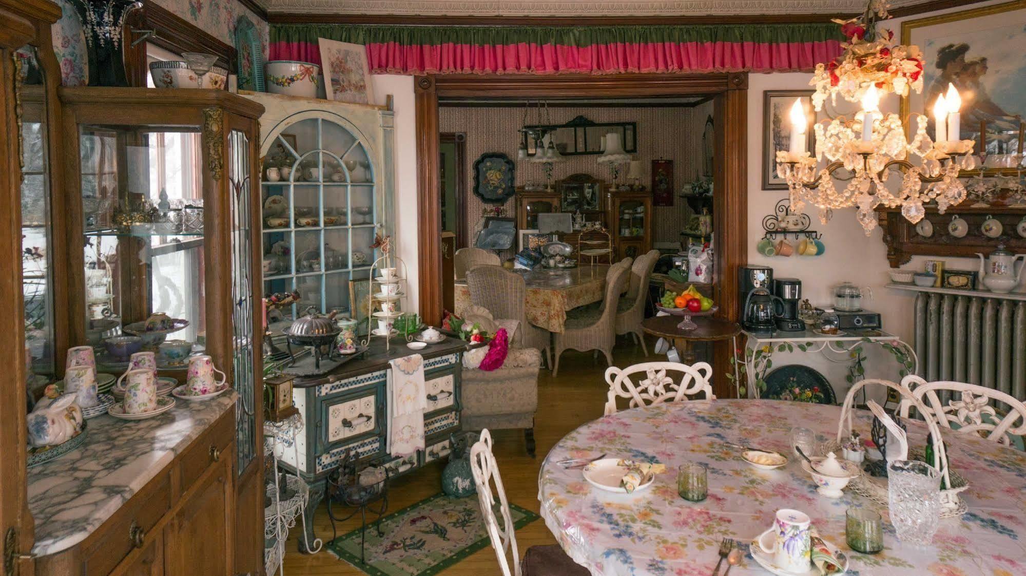 Enchanted Nights Bed & Bath Kittery Extérieur photo